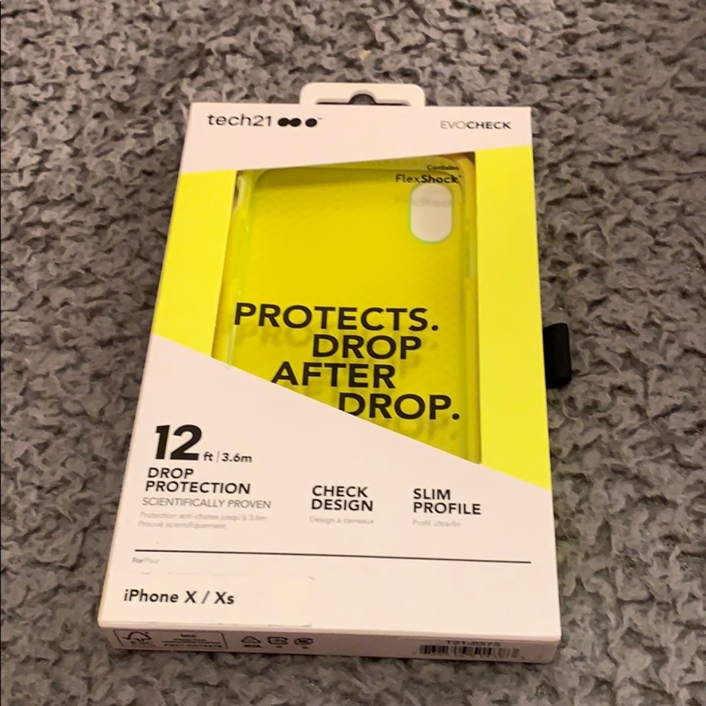 Tech21 evocheck phone case